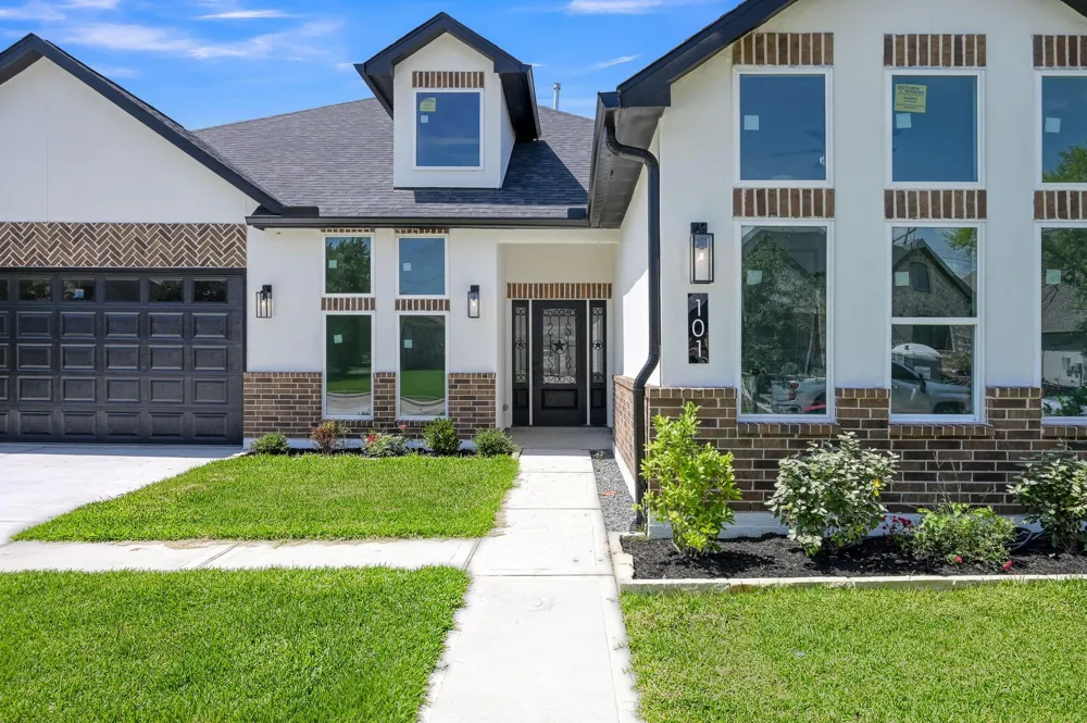 101 Bermuda Circle Montgomery, TX 77356