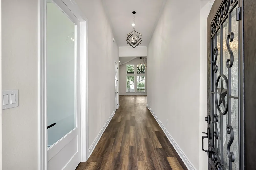 101 Bermuda Circle Montgomery, TX 77356