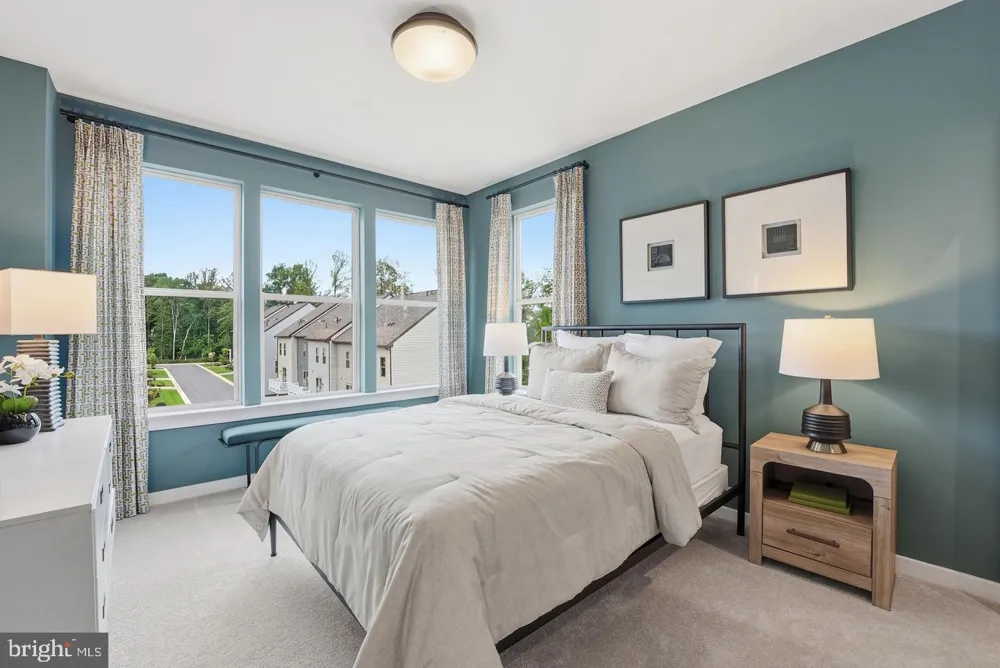 14136 SLATE STREET Woodbridge, VA 22193