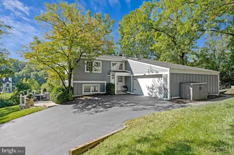 1048 BELLVIEW ROAD