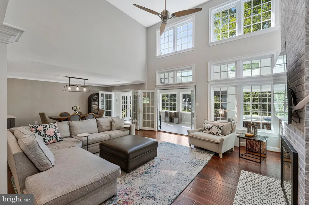 1048 BELLVIEW ROAD Mclean, VA 22102