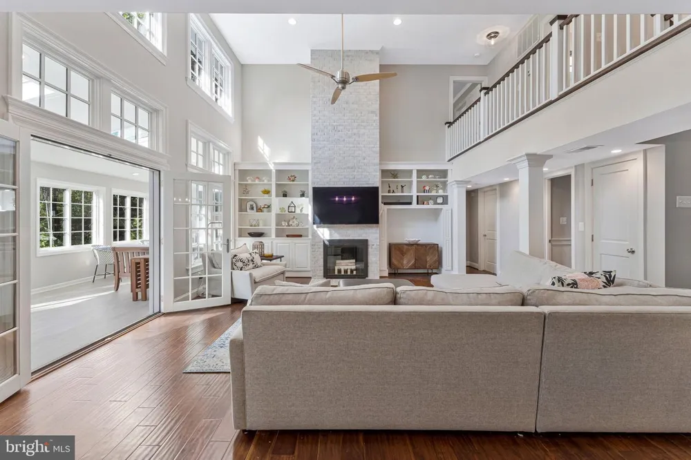 1048 BELLVIEW ROAD Mclean, VA 22102