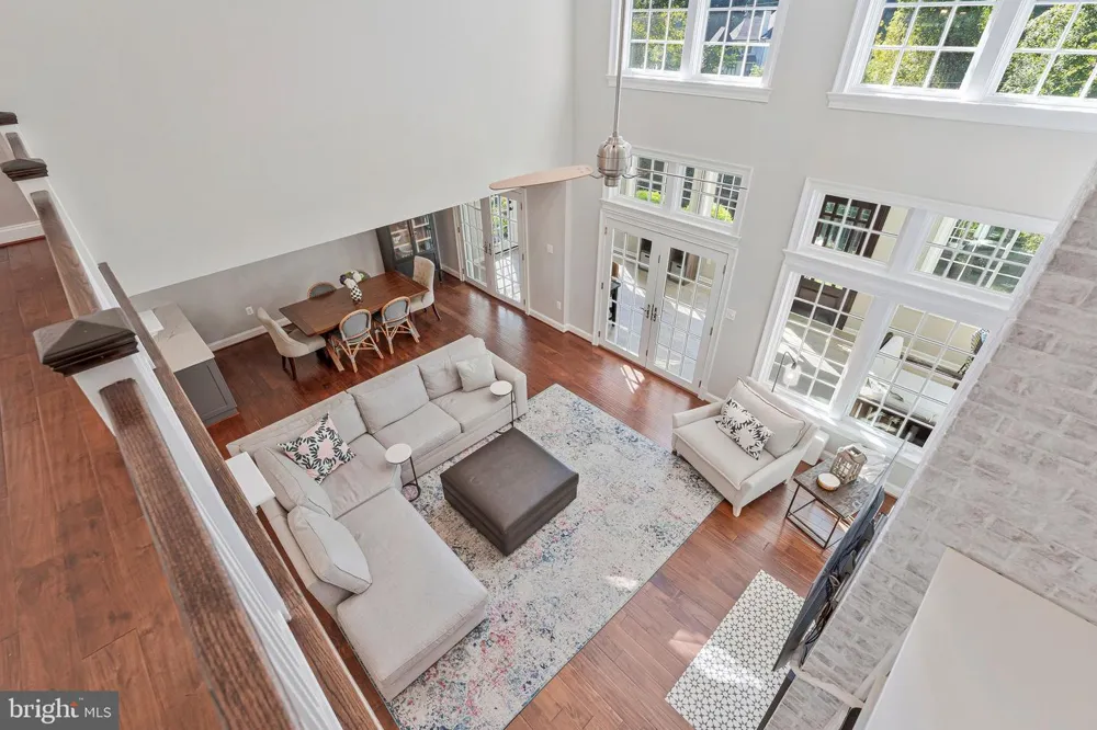 1048 BELLVIEW ROAD Mclean, VA 22102