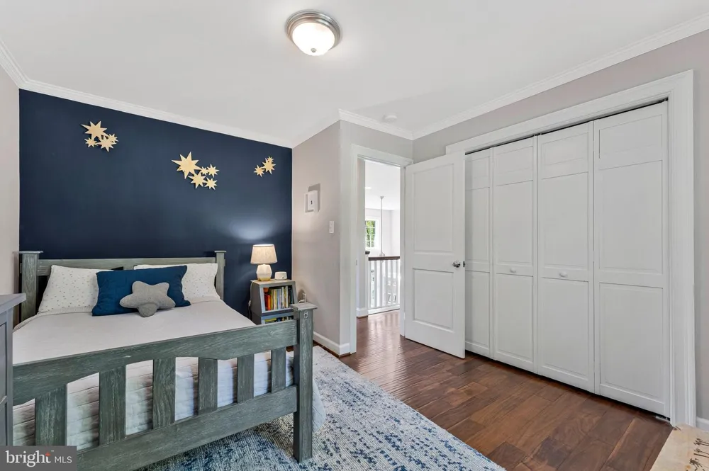 1048 BELLVIEW ROAD Mclean, VA 22102