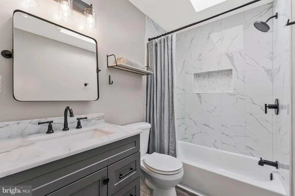 1048 BELLVIEW ROAD Mclean, VA 22102