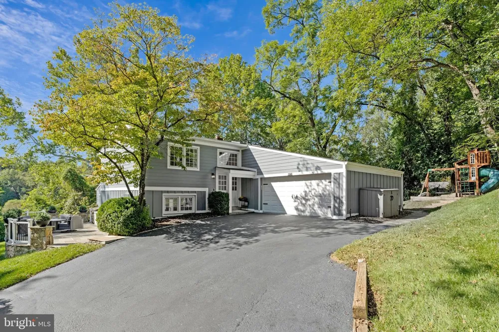 1048 BELLVIEW ROAD Mclean, VA 22102