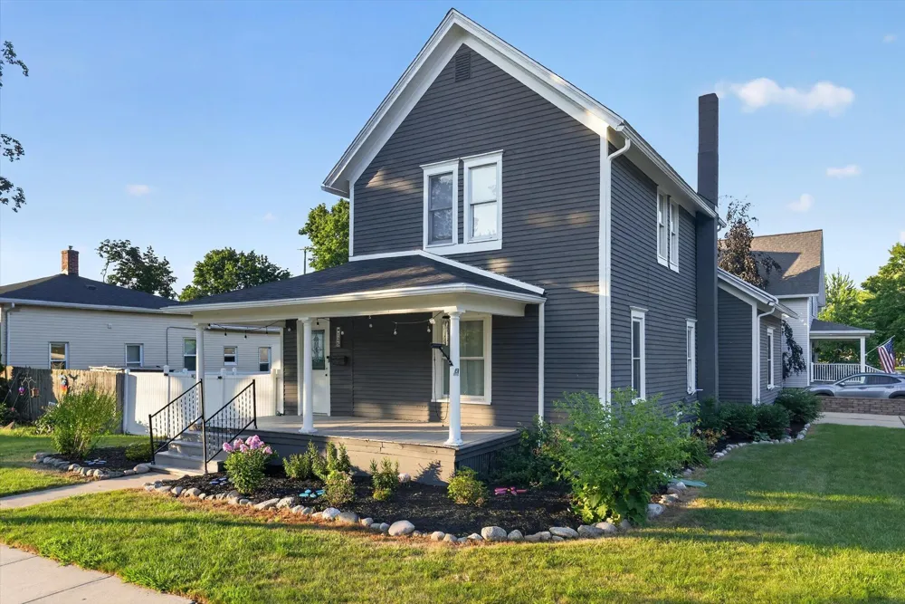 125 E Lincoln Street Grand Ledge City, MI 48837
