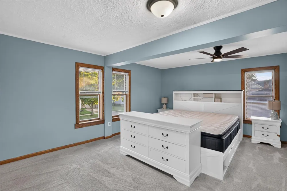 125 E Lincoln Street Grand Ledge City, MI 48837