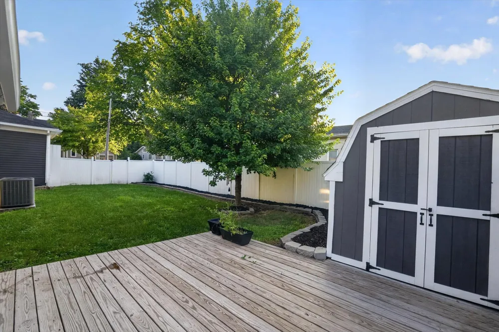 125 E Lincoln Street Grand Ledge City, MI 48837