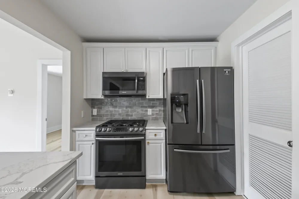 38 Des Moines Court Tinton Falls, NJ 07712