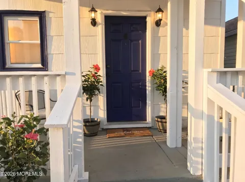 32 Franklin Avenue #4