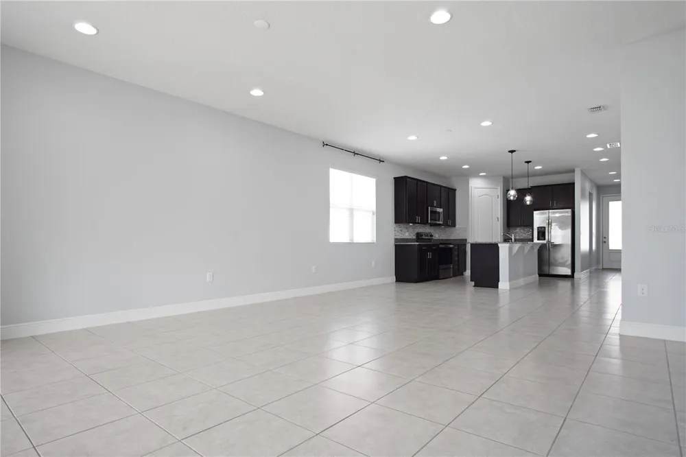 5627 WESTERN SUN DRIVE St Cloud, FL 34771