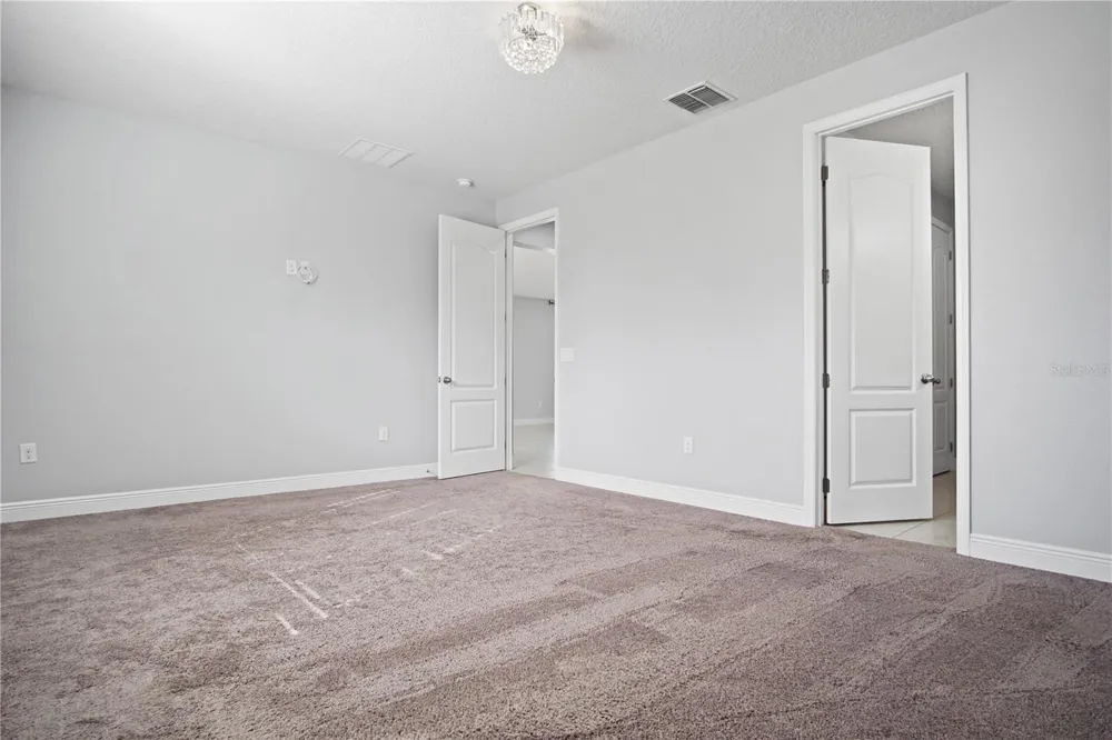 5627 WESTERN SUN DRIVE St Cloud, FL 34771