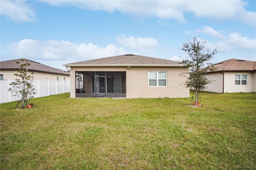 5627 WESTERN SUN DRIVE St Cloud, FL 34771