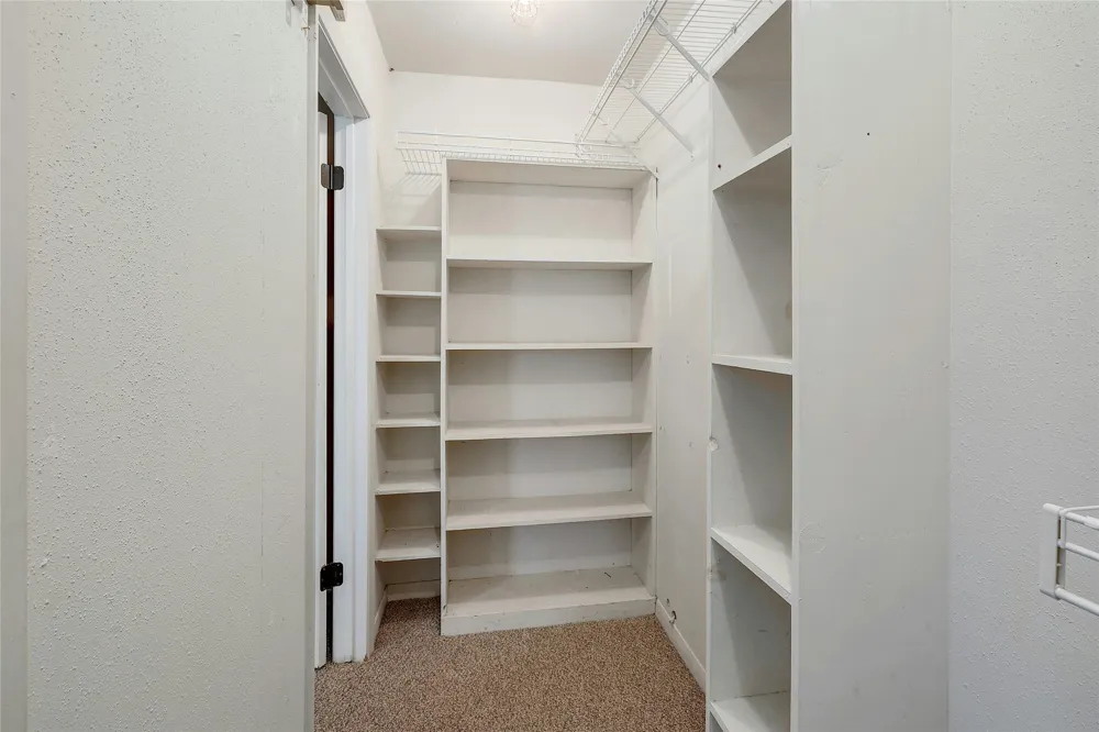 2106 Brandywine Lane Austin, TX 78727