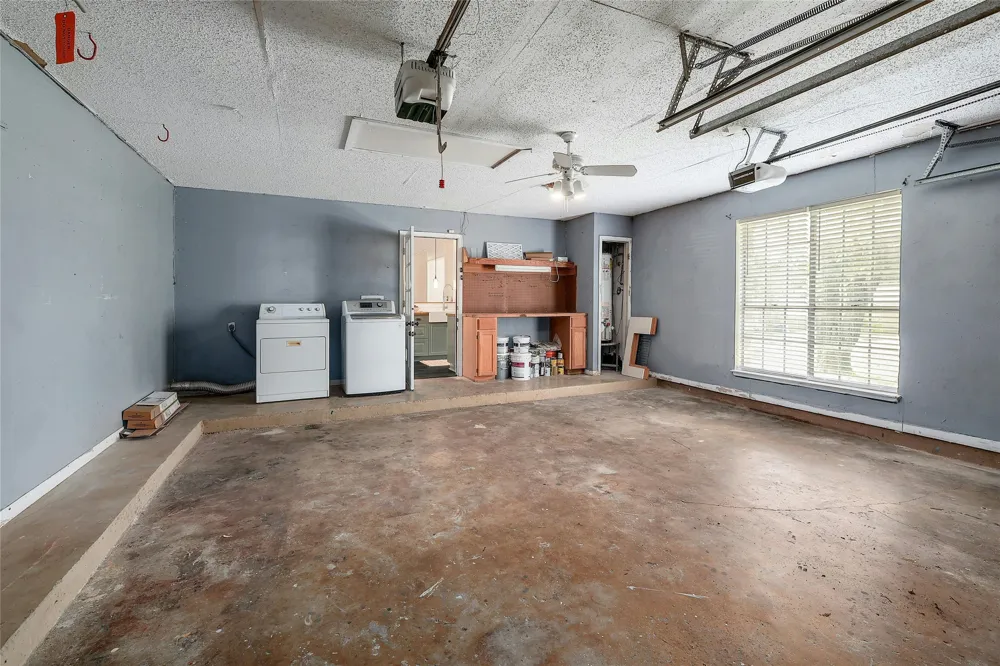 2106 Brandywine Lane Austin, TX 78727