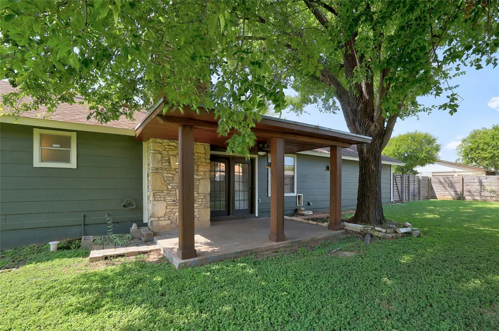 2106 Brandywine Lane Austin, TX 78727