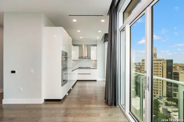 123 LEXINGTON AVE #APT 1508 San Antonio, TX 78205