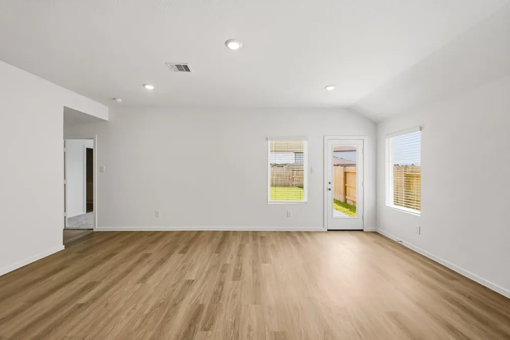 320 Tall Birch Drive Hockley, TX 77447