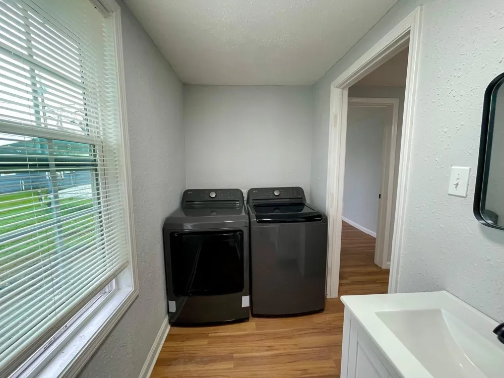 1014 W 5th Street #2 Freeport, TX 77541
