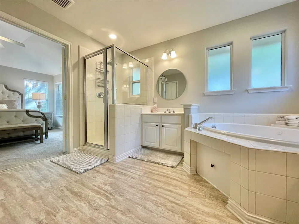 46 Flickering Sun Court The Woodlands, TX 77382