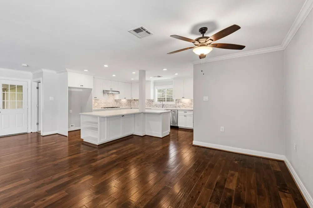 4943 Cheena Drive Houston, TX 77096