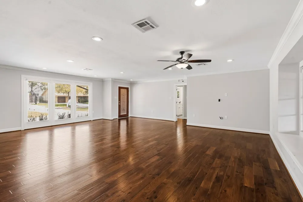 4943 Cheena Drive Houston, TX 77096