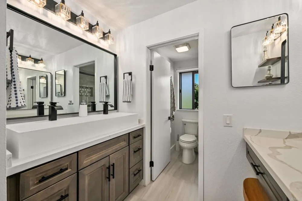 4632 Driftwood Circle Carlsbad, CA 92008