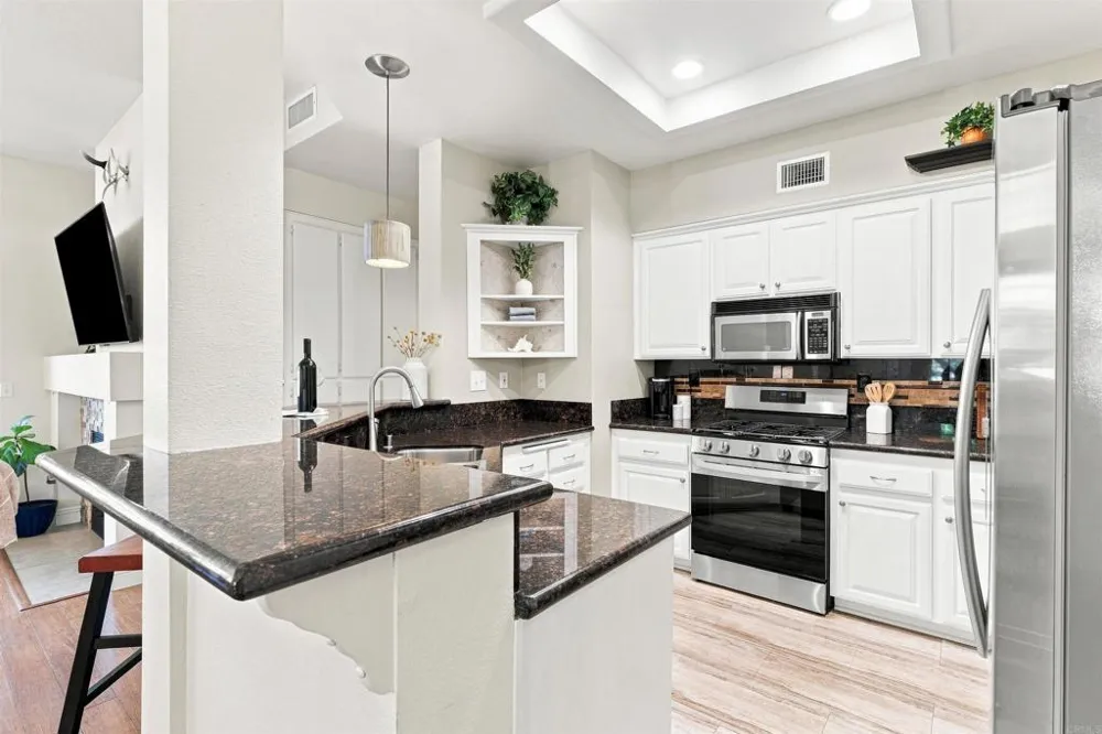 11360 Portobelo Drive #7 San Diego, CA 92124