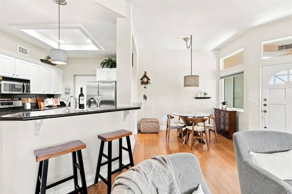 11360 Portobelo Drive #7 San Diego, CA 92124