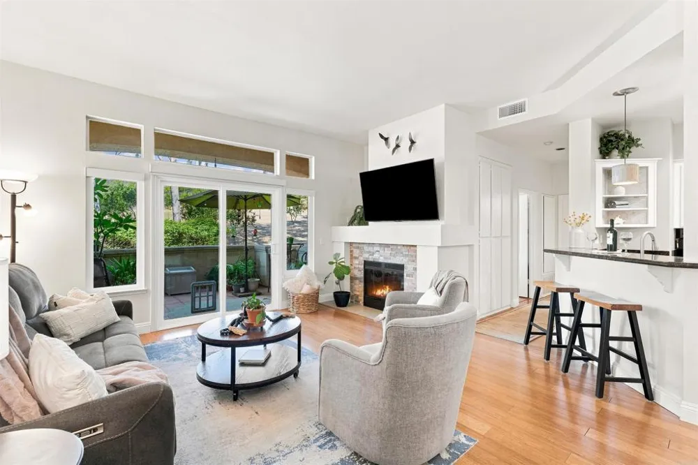 11360 Portobelo Drive #7 San Diego, CA 92124