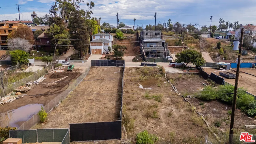 758 Radcliffe Avenue Los Angeles, CA 90272