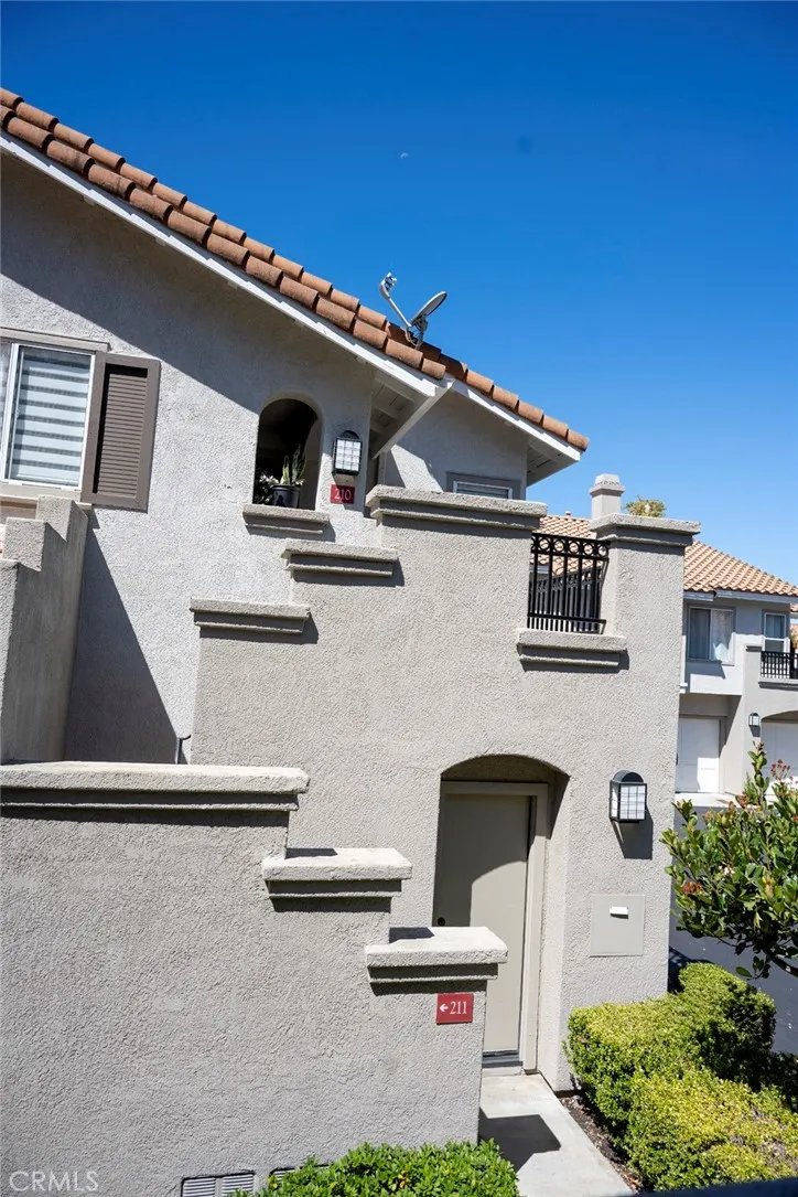 210 California Court Mission Viejo, CA 92692