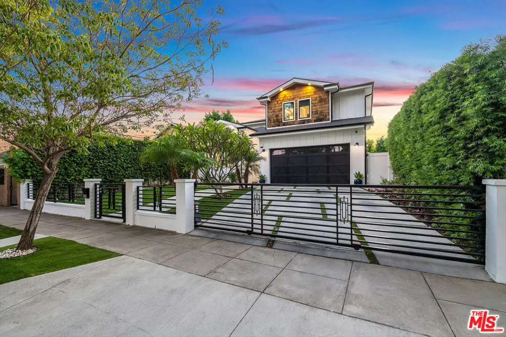 5045 Willowcrest Avenue Toluca Lake, CA 91601