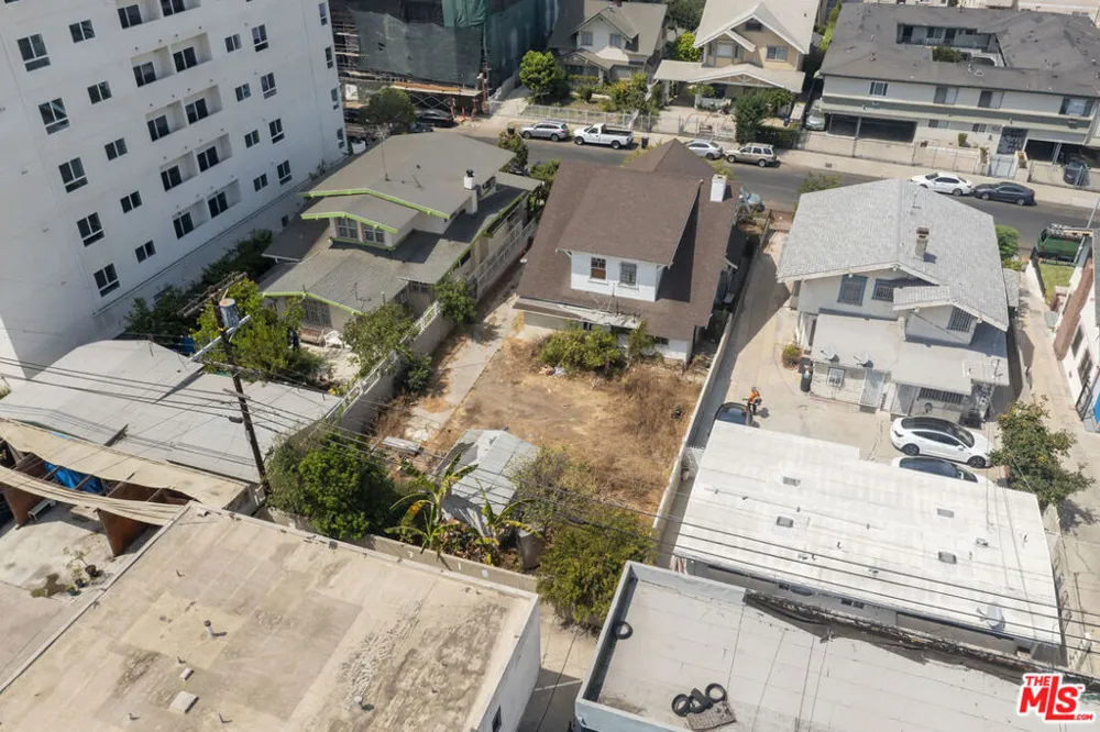 918 S Kingsley Drive Los Angeles, CA 90006