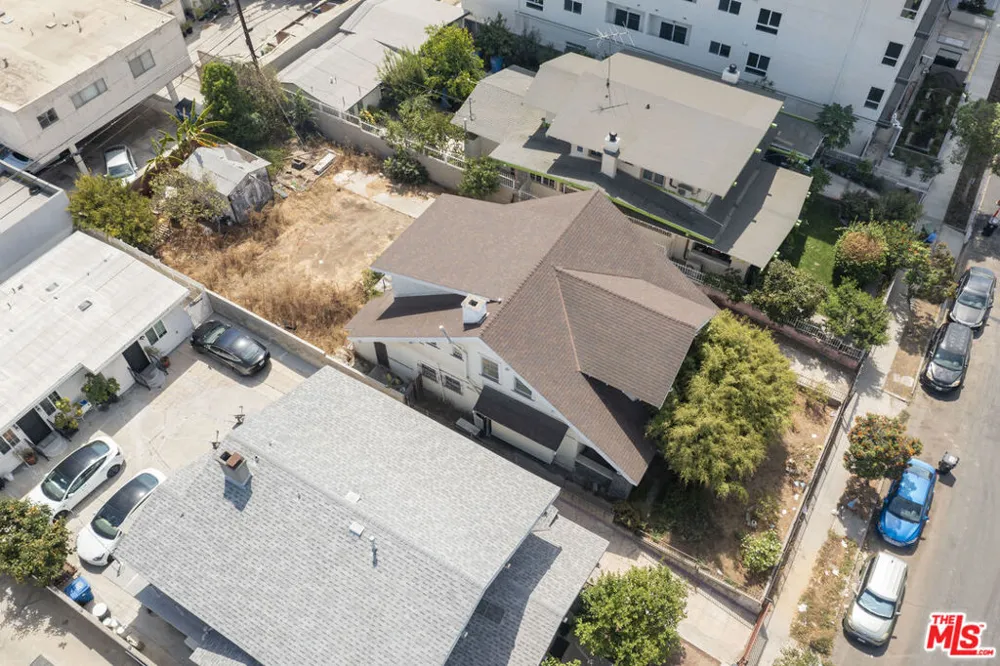 918 S Kingsley Drive Los Angeles, CA 90006