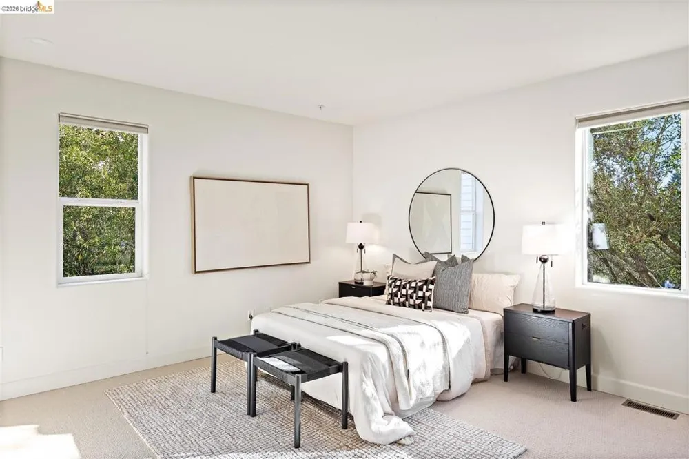 6577 Glen Oaks Way Oakland, CA 94611
