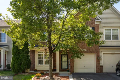 402 QUINTON OAKS CIRCLE