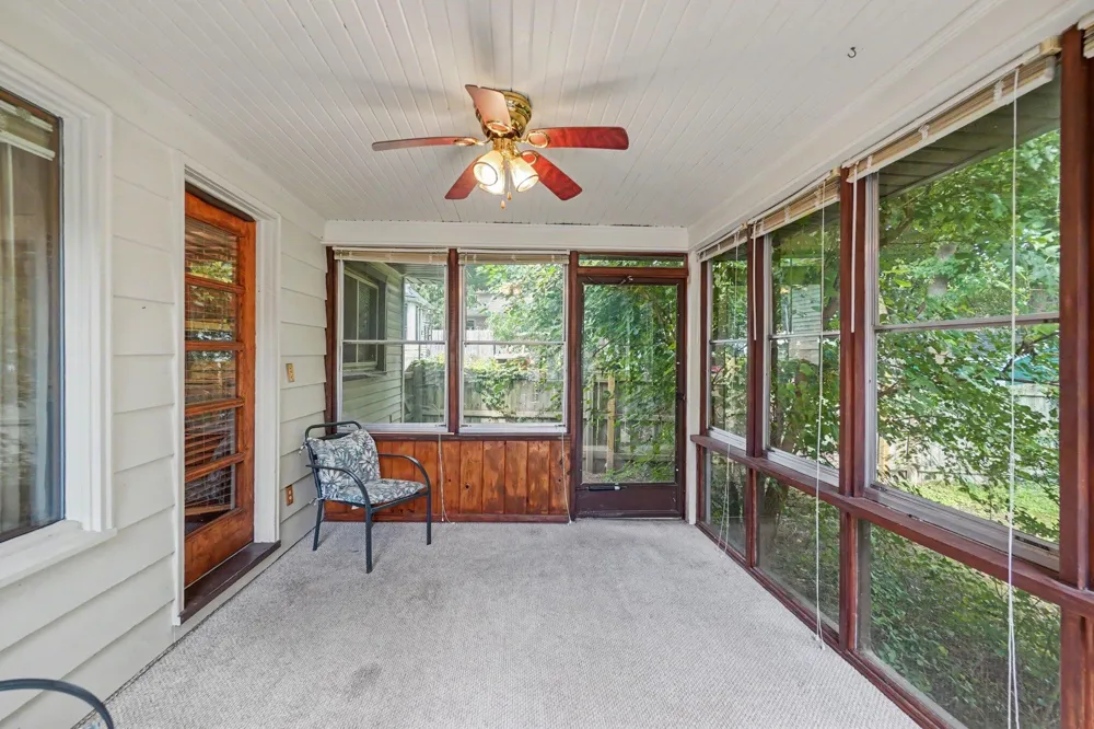 1220 SE Sylvan Avenue SE Grand Rapids, MI 49506