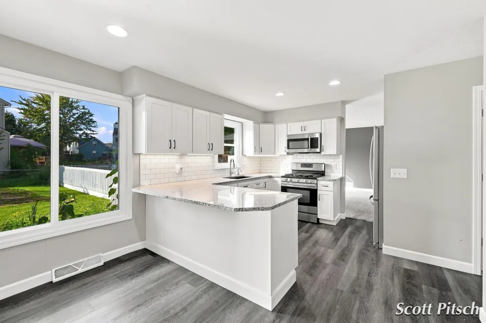 2576 Mapleview Street SE Kentwood, MI 49508