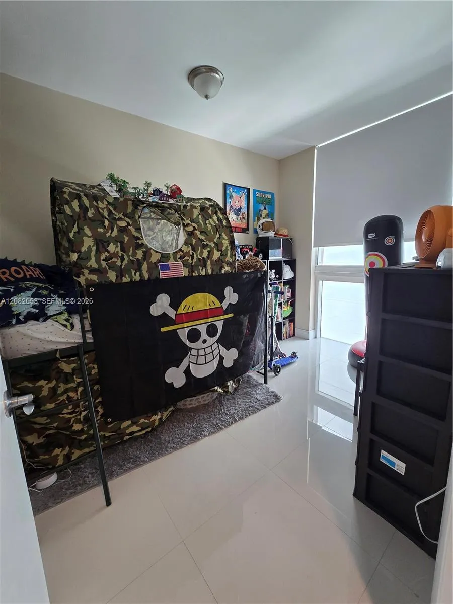 244 Biscayne Blvd #652 Miami, FL 33132