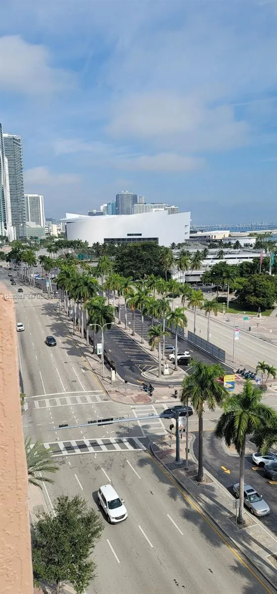 244 Biscayne Blvd #652 Miami, FL 33132