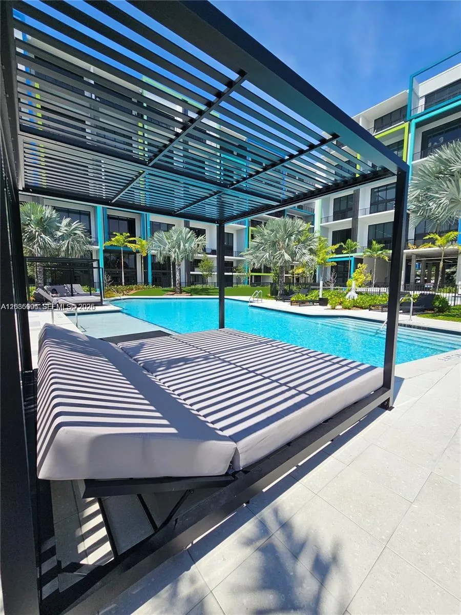 4400 Sunrise Blvd #S2-B Plantation, FL 33317