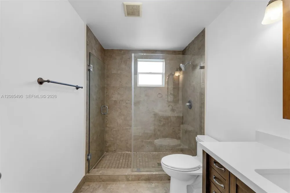 5629 SW 7th St Miami, FL 33134