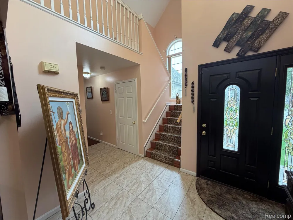 6153 Bianca Court Sterling Heights City, MI 48314