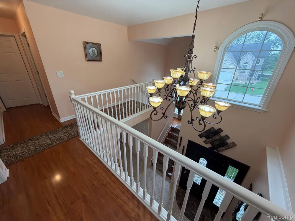 6153 Bianca Court Sterling Heights City, MI 48314