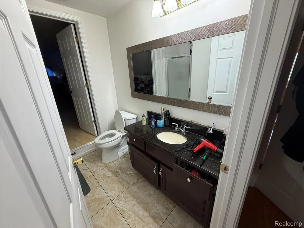 6153 Bianca Court Sterling Heights City, MI 48314