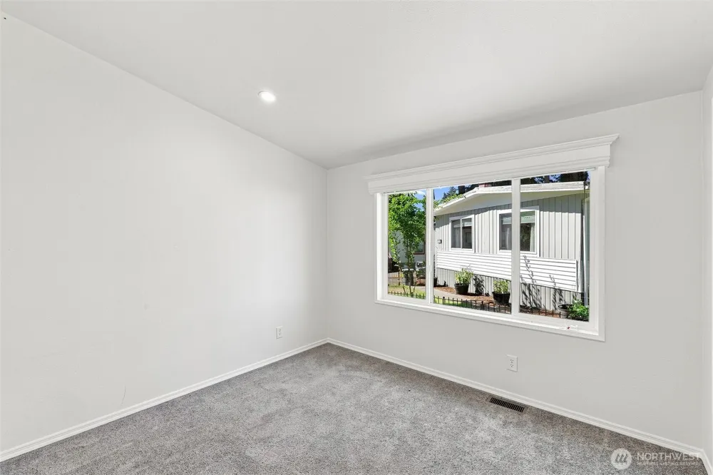 12617 113th Avenue Ct E #170 Puyallup, WA 98374