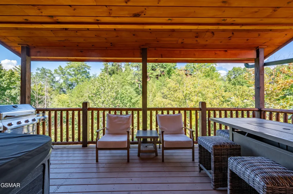 1802 Stone Wood Way Pigeon Forge, TN 37862