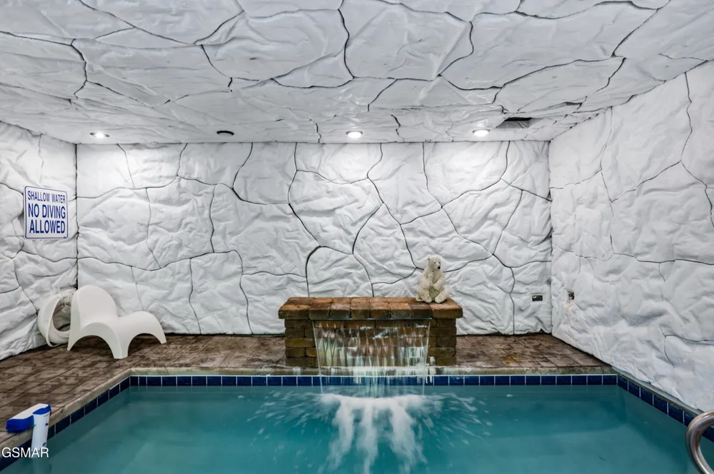 1802 Stone Wood Way Pigeon Forge, TN 37862